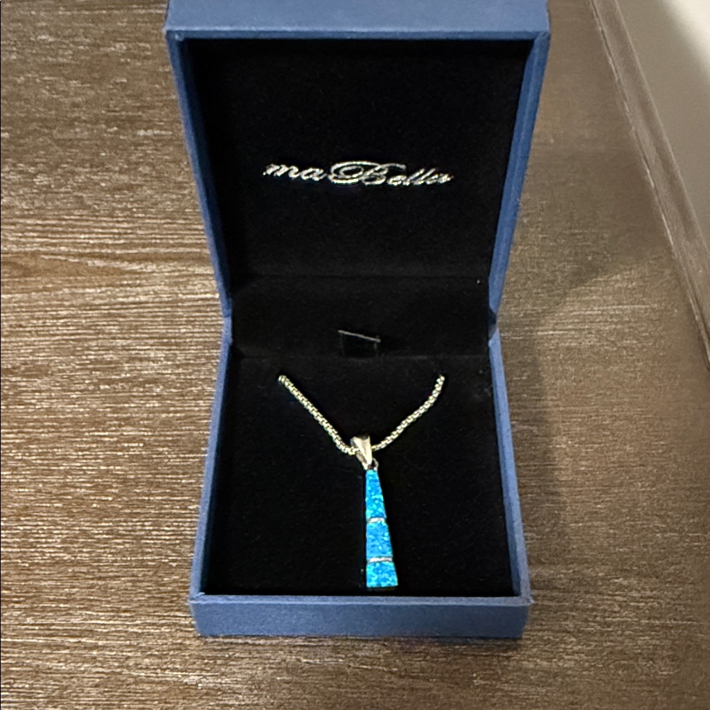 Mabella Silver Necklace With Blue Pendant